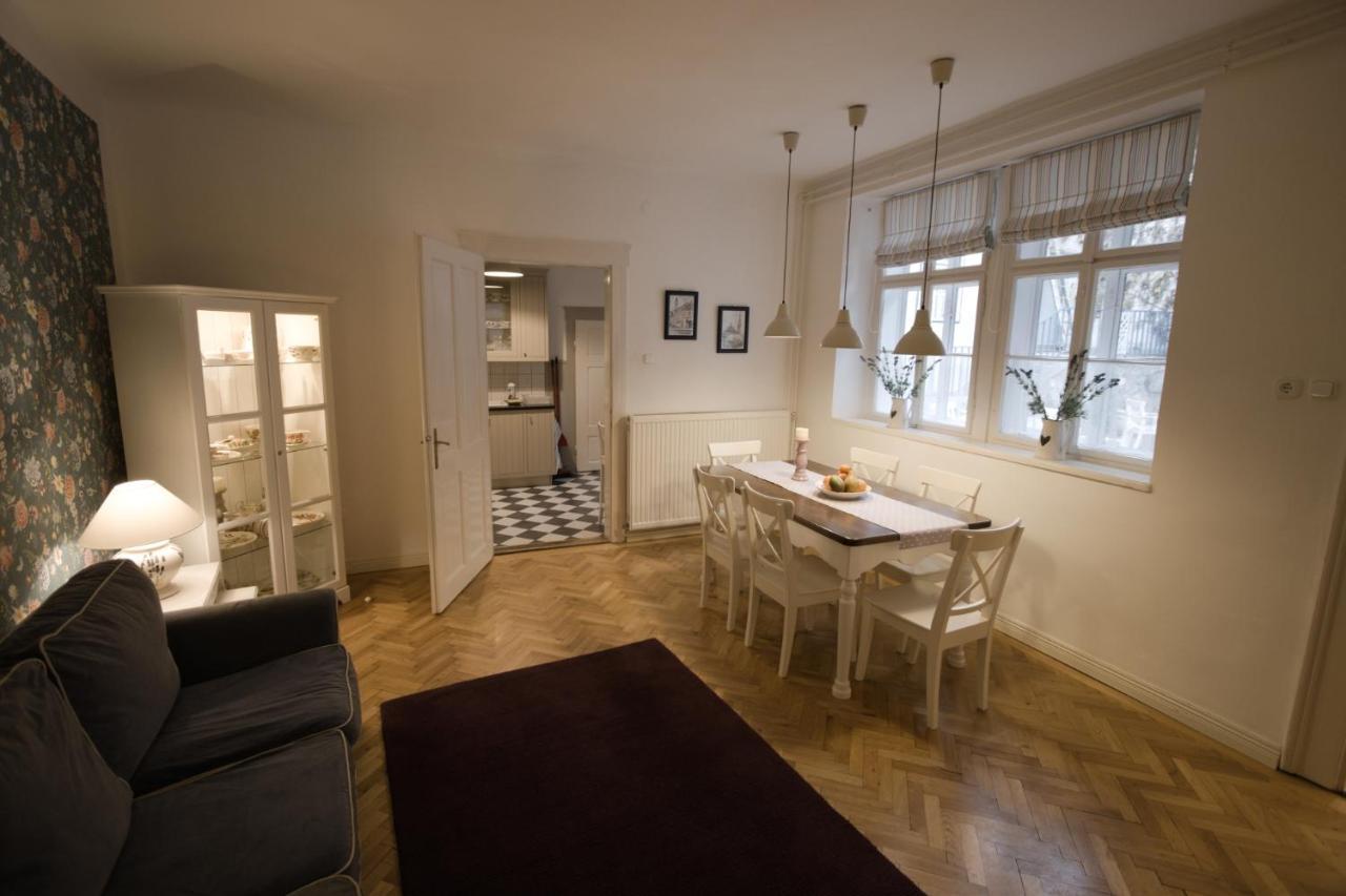 Ister Guesthouse Έστεργκομ Εξωτερικό φωτογραφία